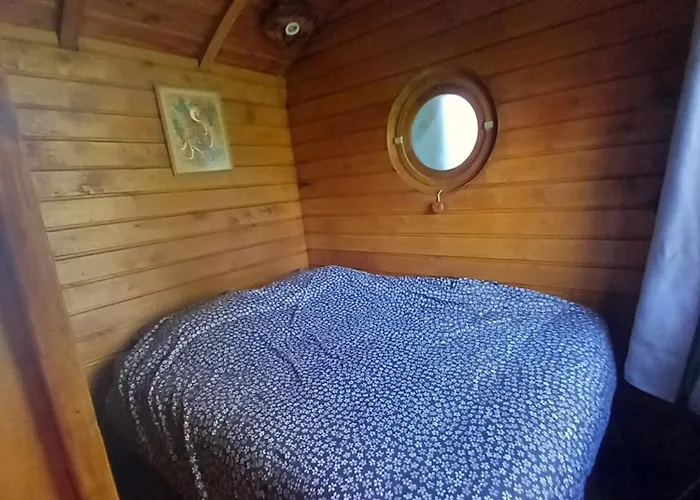 Luxe tent Roulotte Chez France